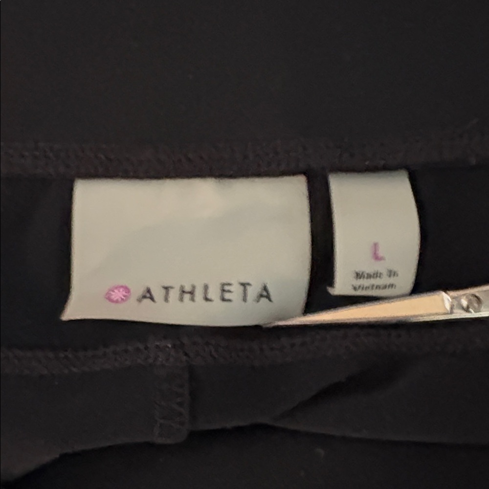 Athleta Black Pencil Skirt Size Large - Picture 5 of 10
